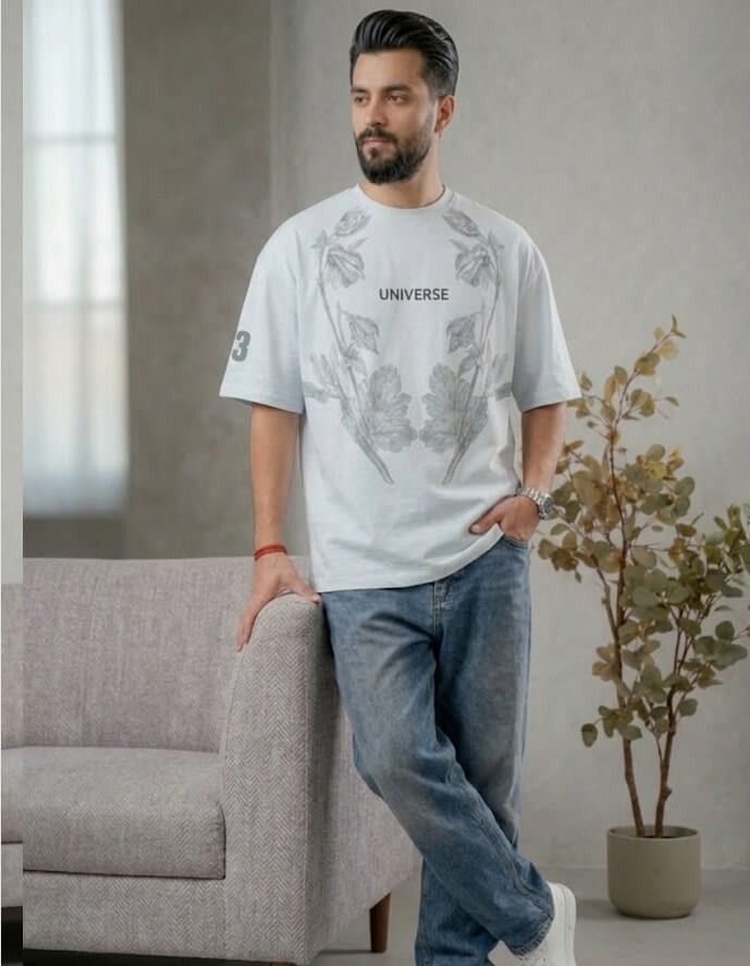 Universe Minimal Leaf Relax Fit T-Shirt